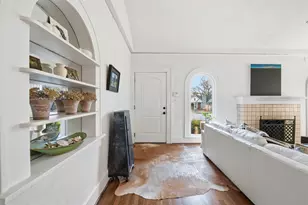 1929 Forest Park Blvd, Fort Worth, TX 76110 - Photo 6