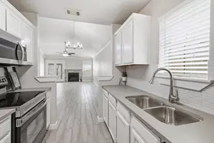 4836 Thistledown Dr, Fort Worth, TX 76137 - Photo 10