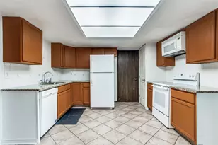 3322 Castle Rock Ln, Garland, TX 75044 - Photo 4