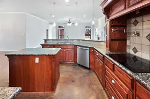 8631 Glenmoray Dr, Red Oak, TX 75154 - Photo 16