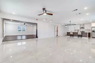 610 Tyler St, Ennis, TX 75119 - Photo 6