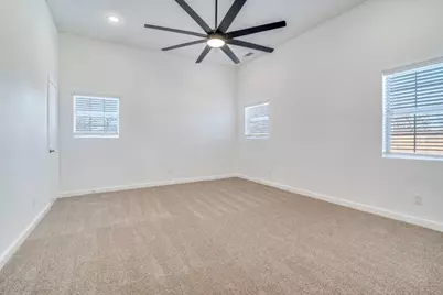 610 Tyler Street, Ennis, TX 75119 - Photo 10