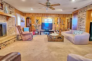 200 Louise St, Nocona, TX 76255 - Photo 8