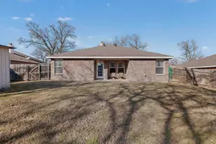 508 Logan Dr, Azle, TX 76020 - Photo 12