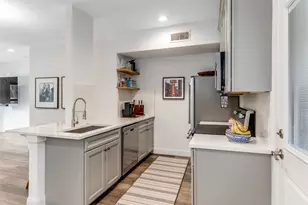 10750 Park Village Pl, Dallas, TX 75230 - Photo 6