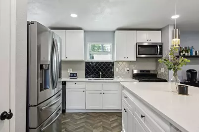 2630 Springvale Drive, Farmers Branch, TX 75234 - Photo 8