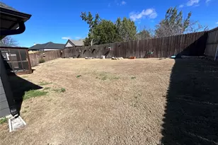 5416 Belaire Cir, Granbury, TX 76048 - Photo 34