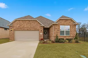 315 Faith Dr, Euless, TX 76039 - Photo 1