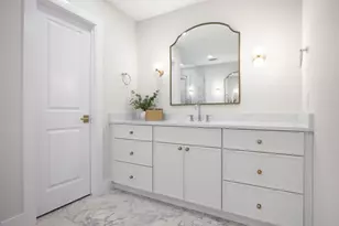 3939 Courtshire Dr, Dallas, TX 75229 - Photo 20