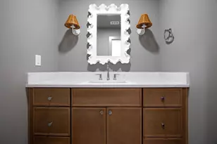 3939 Courtshire Dr, Dallas, TX 75229 - Photo 30