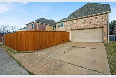 1702 Tulare, Allen, TX 75002 - Photo 36