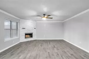 220 Blair Ln, Arlington, TX 76014 - Photo 6