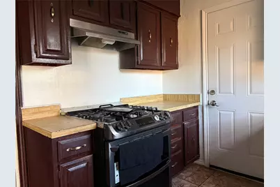 3013 Emmett Street, Dallas, TX 75211 - Photo 10