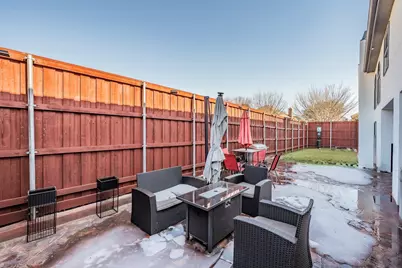 1349 Jeanette Way, Carrollton, TX 75006 - Photo 32