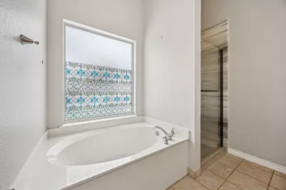 6406 Scotsbluff Court, Arlington, TX 76001 - Photo 18