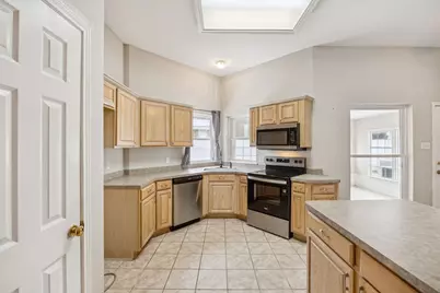 6406 Scotsbluff Court, Arlington, TX 76001 - Photo 10