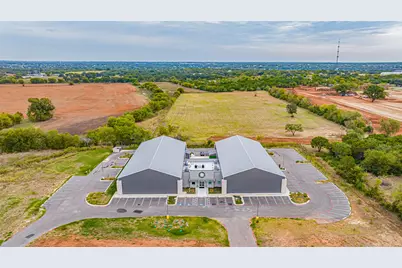 920 Tucker Way, Granbury, TX 76048 - Photo 32