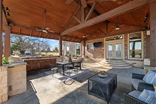 1546 Bluff Springs Rd, Ferris, TX 75125 - Photo 38