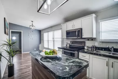 8523 Angus Drive, Justin, TX 76247 - Photo 10