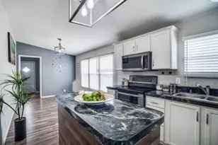 8523 Angus Dr, Justin, TX 76247 - Photo 10