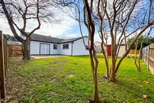 2602 Bennington Ct, Grand Prairie, TX 75052 - Photo 34