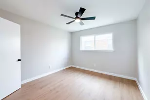 2602 Bennington Ct, Grand Prairie, TX 75052 - Photo 18