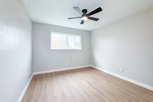 2602 Bennington Ct, Grand Prairie, TX 75052 - Photo 20