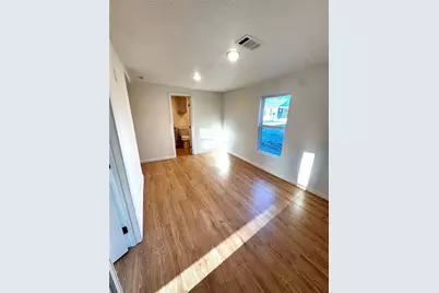 251 E Crow Street, Stephenville, TX 76401 - Photo 2