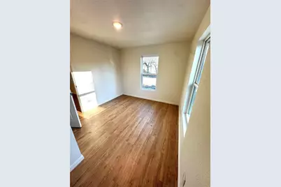 251 E Crow Street, Stephenville, TX 76401 - Photo 12