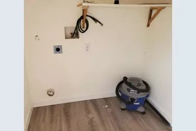 921 W Oak Street, Denton, TX 76201 - Photo 16