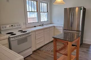 921 W Oak St, Denton, TX 76201 - Photo 10