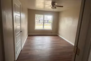 1210 Hall St, McKinney, TX 75069 - Photo 6