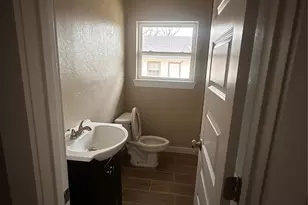 1210 Hall St, McKinney, TX 75069 - Photo 10