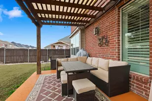 925 Nathanael Greene Ct, Aubrey, TX 76227 - Photo 30