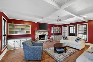 277 Creekwood Dr, Lancaster, TX 75146 - Photo 8