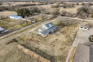 2026 Christian Rd, Ennis, TX 75119 - Photo 38