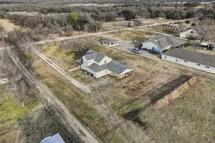 2026 Christian Rd, Ennis, TX 75119 - Photo 36