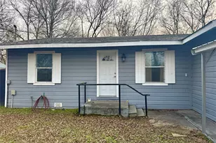 511 W Redwood, Campbell, TX 75422 - Photo 2