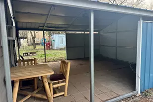 511 W Redwood, Campbell, TX 75422 - Photo 16