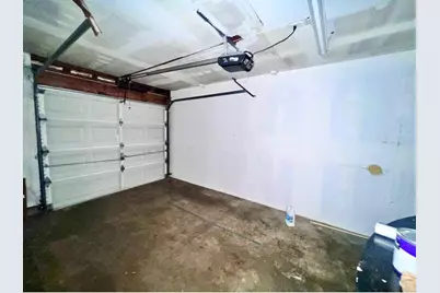 201 Lester Street, Burleson, TX 76028 - Photo 10