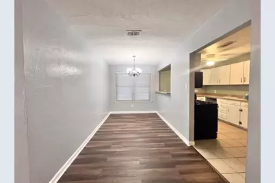 201 Lester Street, Burleson, TX 76028 - Photo 4