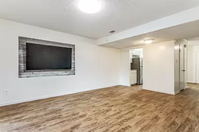 826 Wildwood Lane, Grapevine, TX 76051 - Photo 8