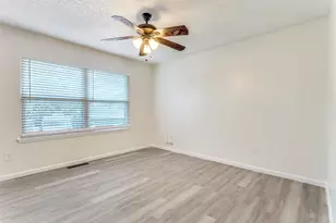 826 Wildwood Ln, Grapevine, TX 76051 - Photo 14