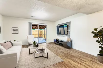 826 Wildwood Lane, Grapevine, TX 76051 - Photo 4