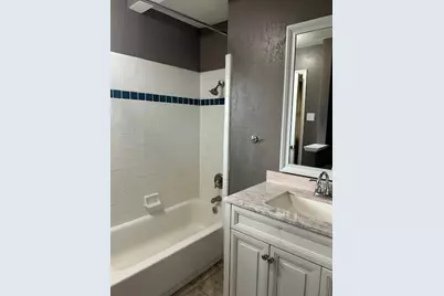 1013 Red Oak Street, Azle, TX 76020 - Photo 10