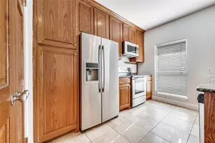 407 Josephine St, Dallas, TX 75246 - Photo 6