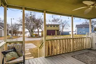 89 Park Ln, Gainesville, TX 76240 - Photo 6