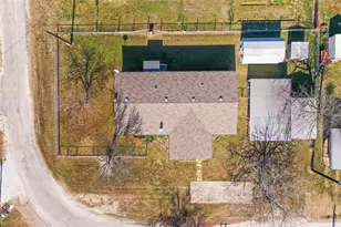 89 Park Ln, Gainesville, TX 76240 - Photo 32