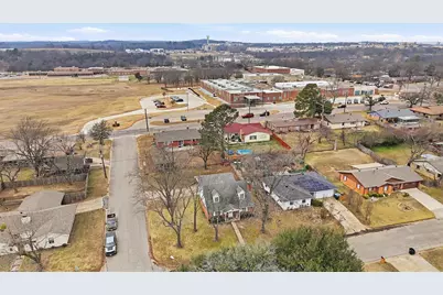 231 Ross Avenue, Denison, TX 75020 - Photo 32