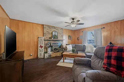 231 Ross Avenue, Denison, TX 75020 - Photo 8